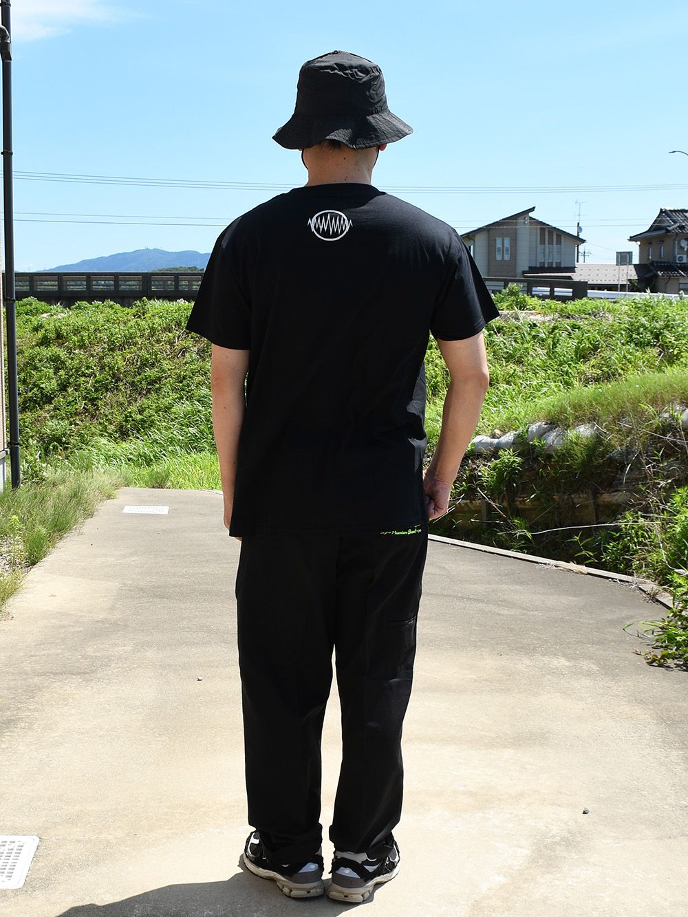slaves of money s/s tee