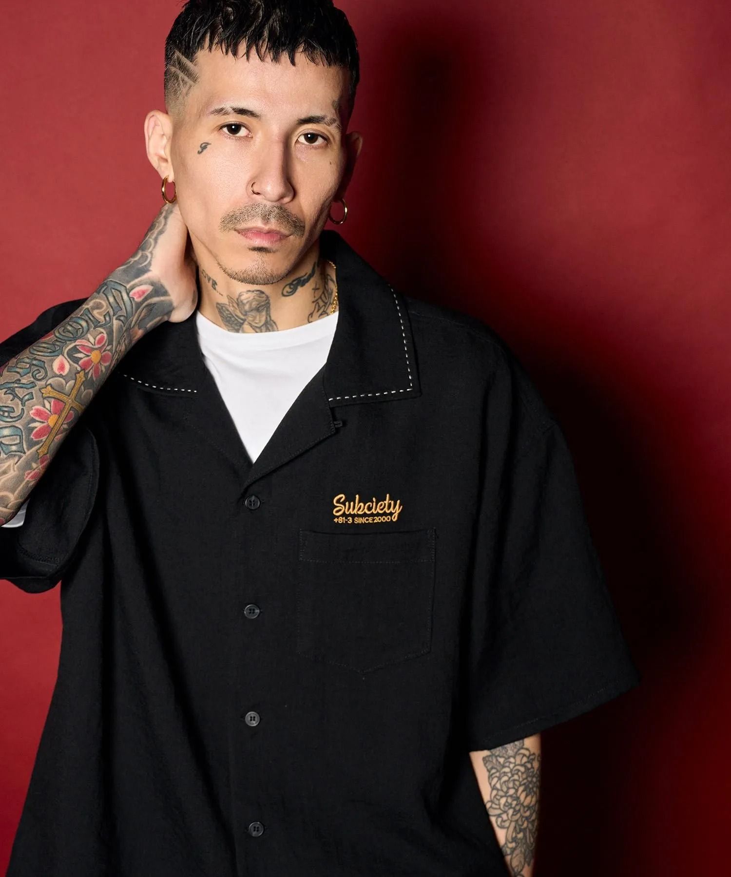 Classic chain embroidered shirt