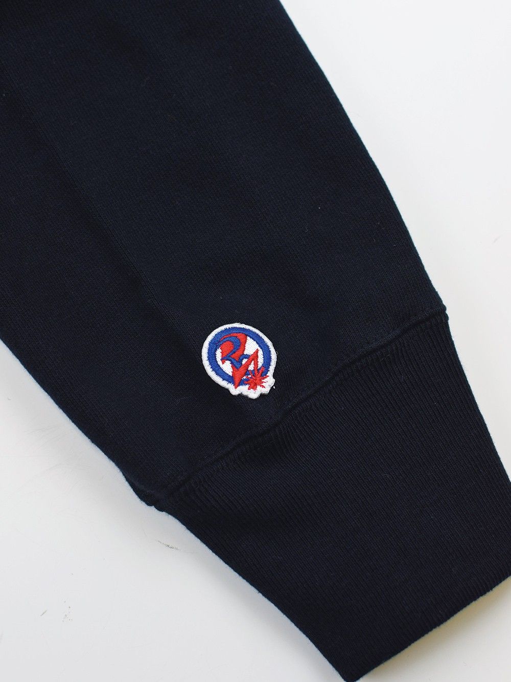 MAGIC BALL SWEAT