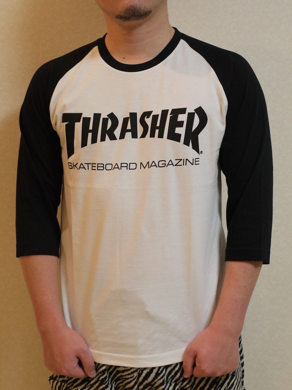MAG LOGO-RAGLAN