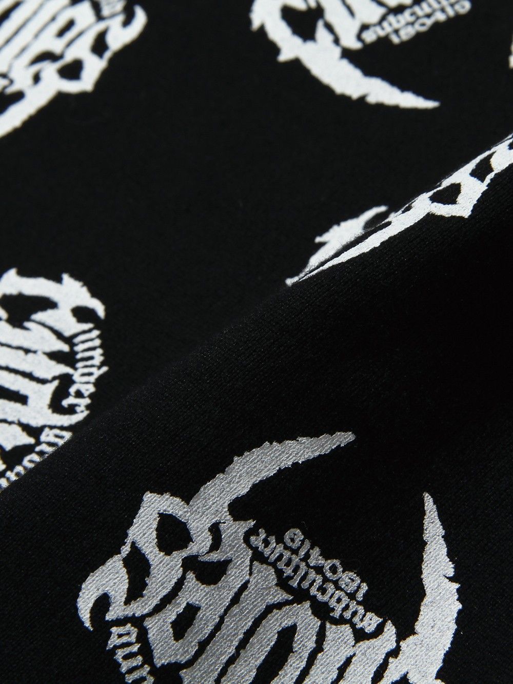TUSK ALLOVER PKT-Tee