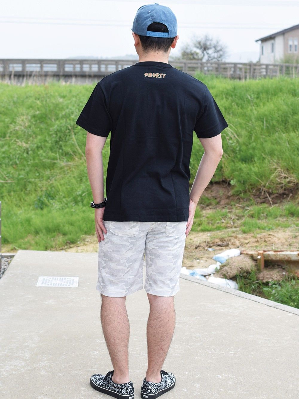 BREAK DOWN WALLS S/S