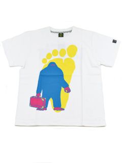 I WORK AS A BIG-FOOT