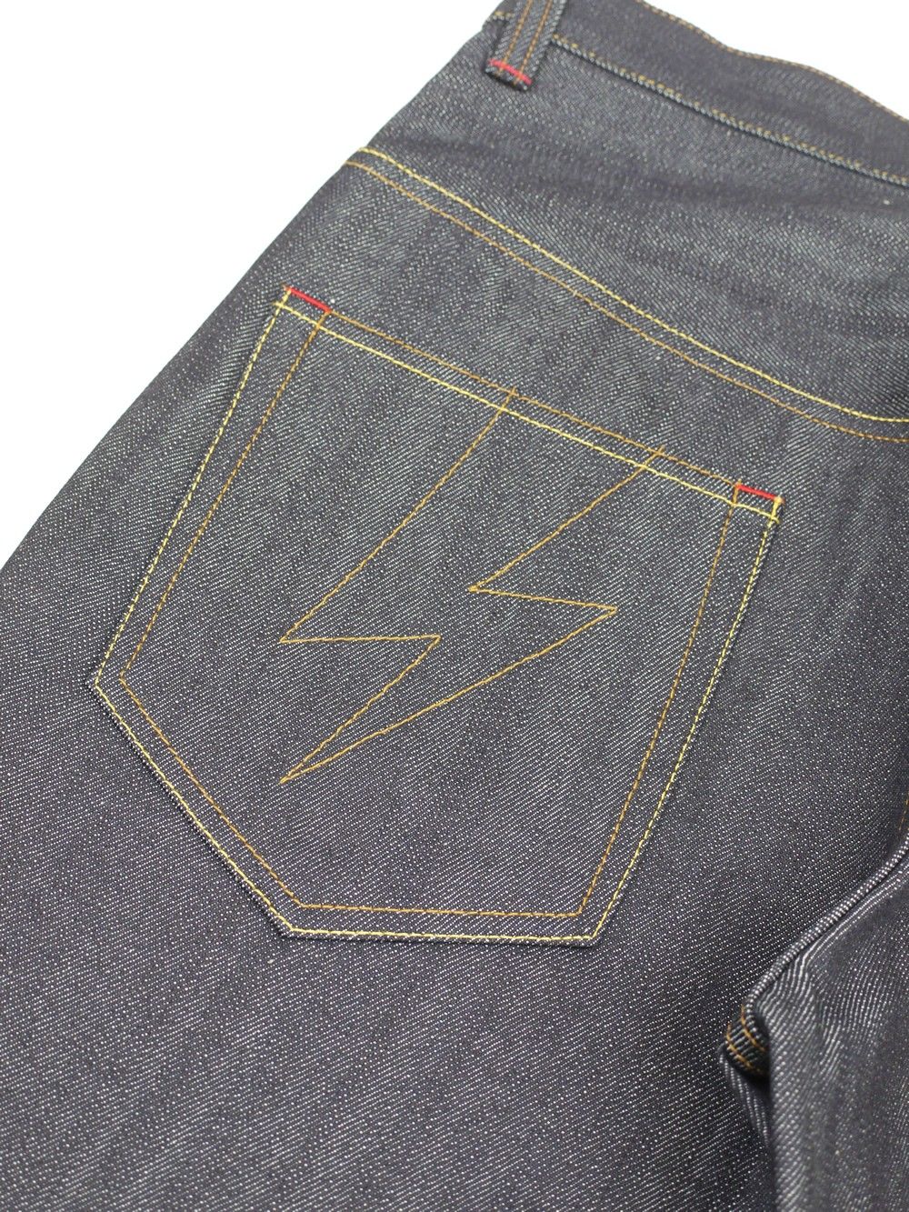 THUNDER GATE DENIM-SHORTS