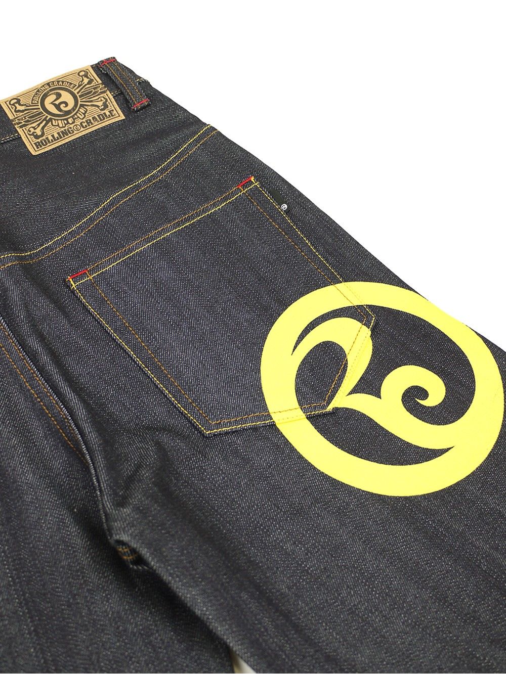 THUNDER GATE DENIM SHORTS