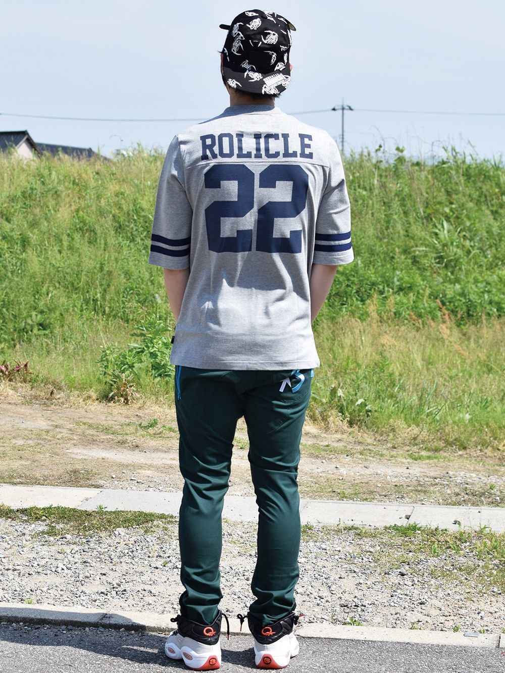 22(TWO-FU) FOOTBALL Tee
