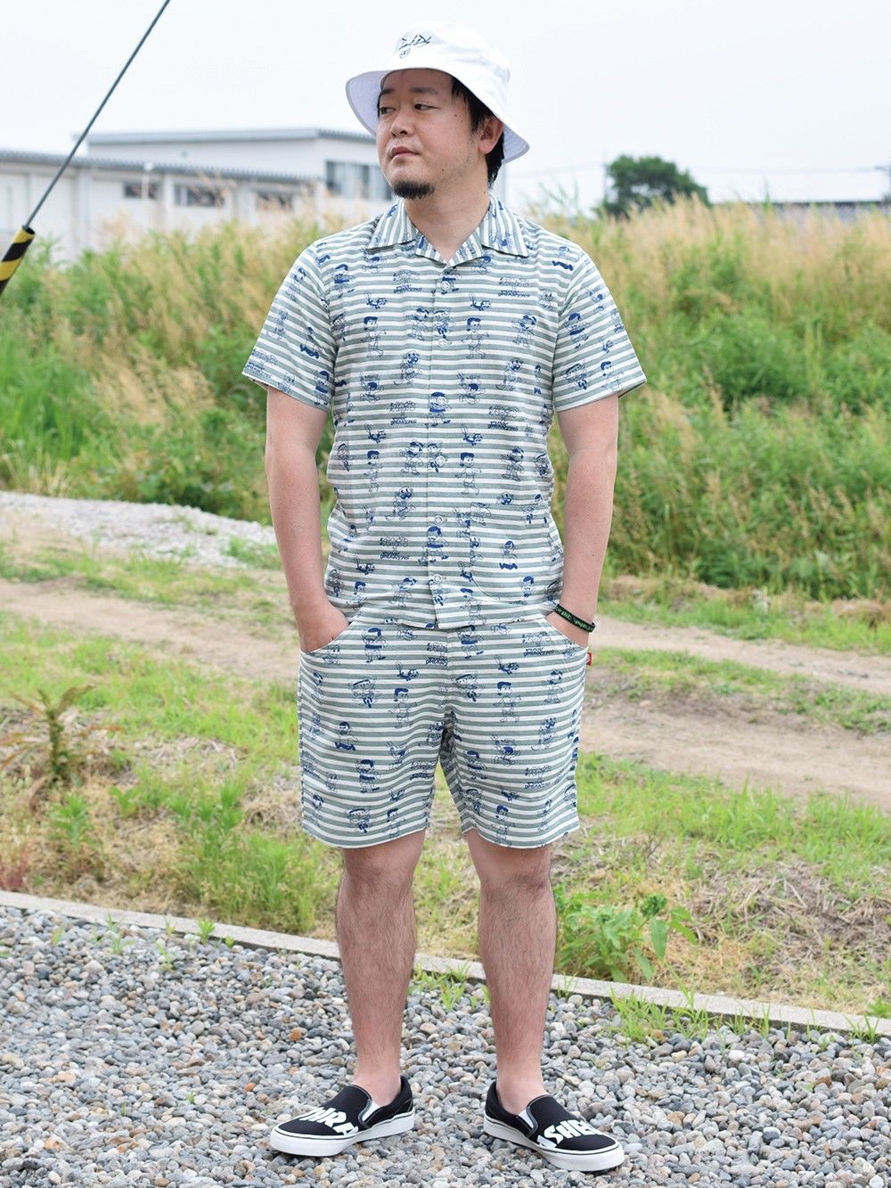 【PDSx天才バカボン】総柄シャツ