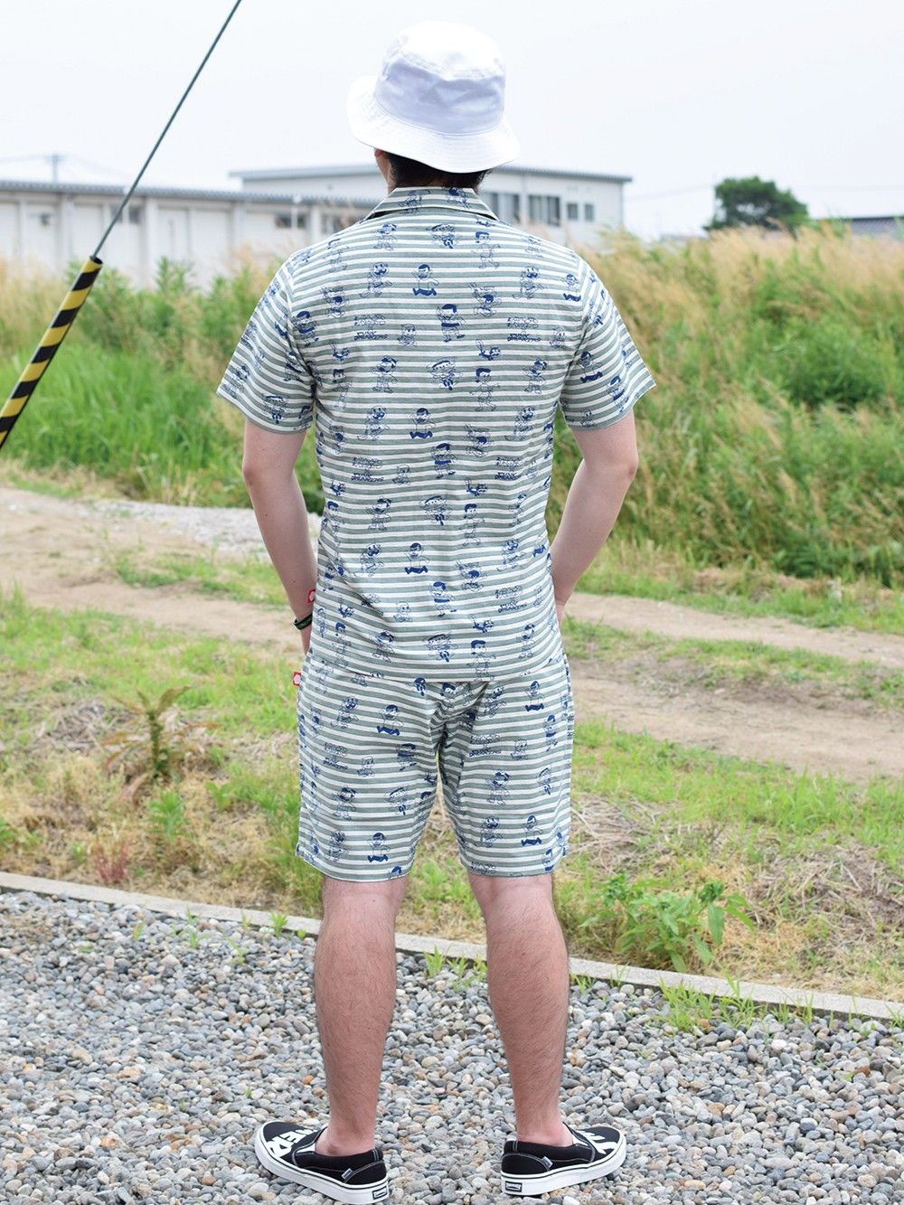 【PDSx天才バカボン】総柄シャツ