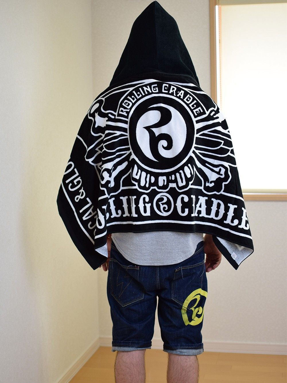 RC BATH TOWEL HOODIE