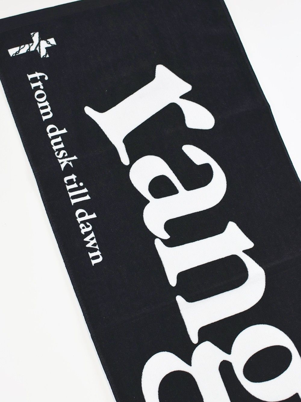 range cross&bat towel