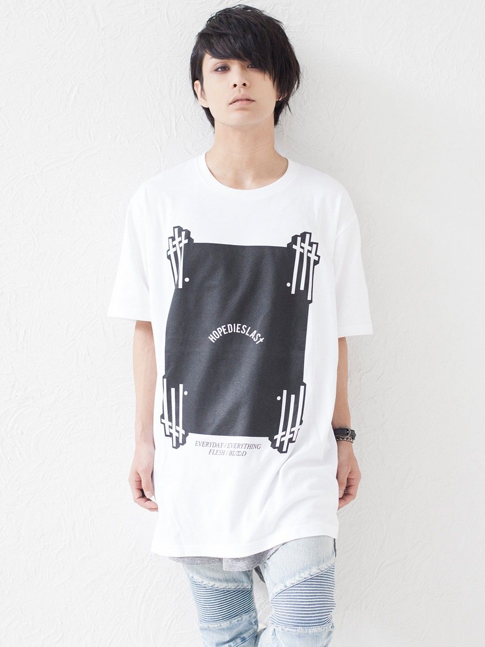 -FRAME-Tee