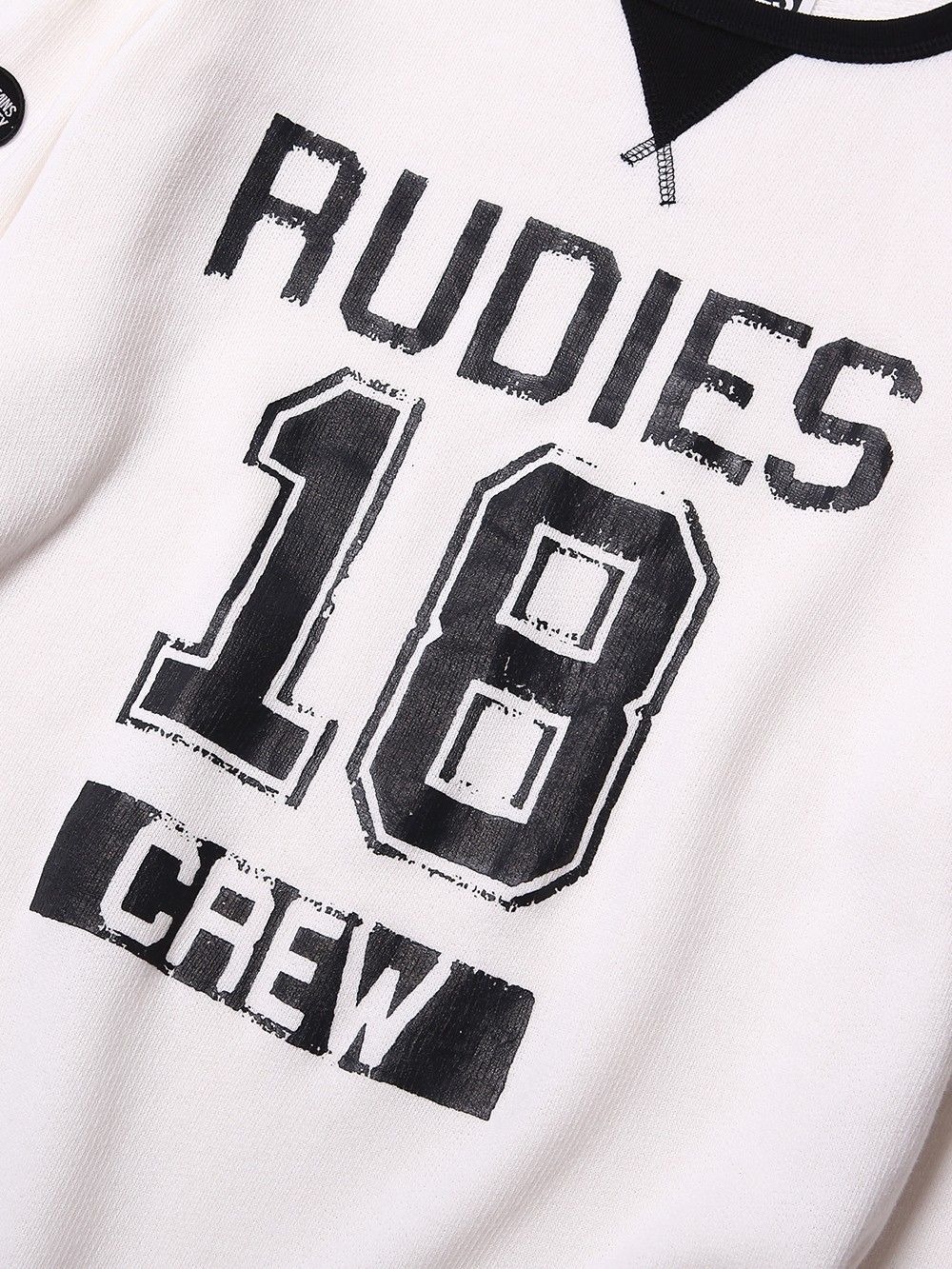 EIGHTEEN CREW SW