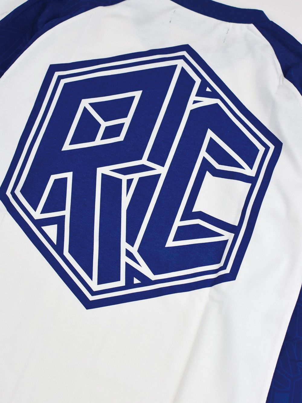 HEXAGON RAGLAN