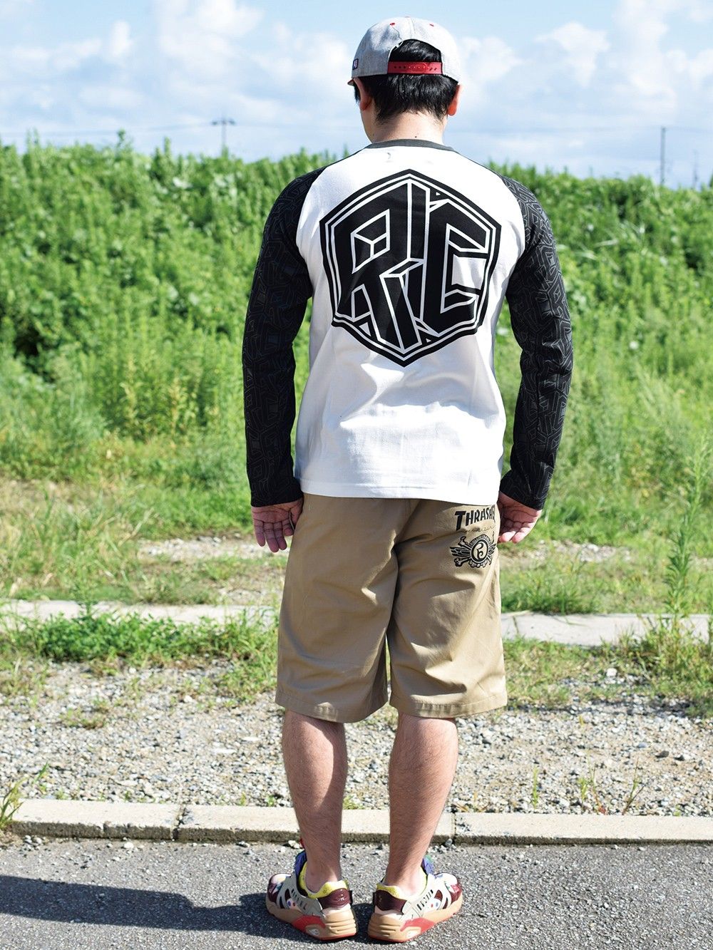 HEXAGON-RAGLAN