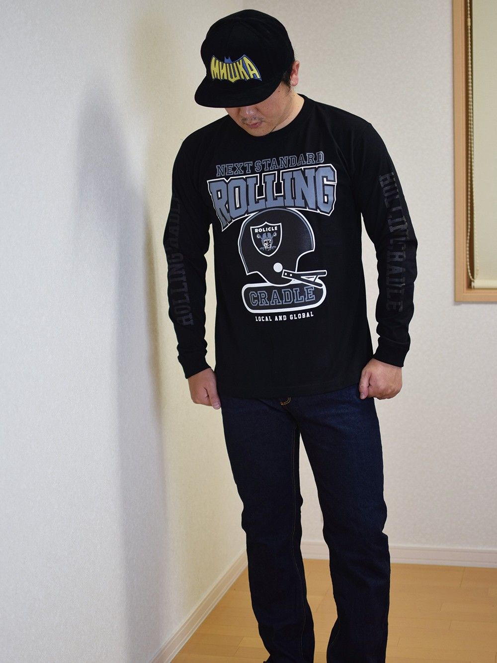 MAN EATERS LONG T-SHIRT