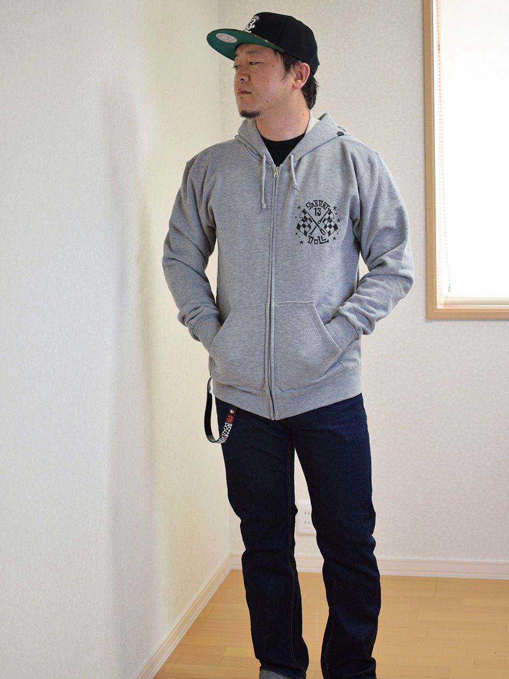 【DOLL×SABBAT13】WEIRD RACE ZIP HOODIE 〜NEVER GONNA STOP!!〜