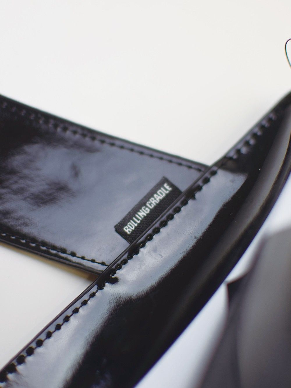 MU PYRAMID CLUTCH BAG