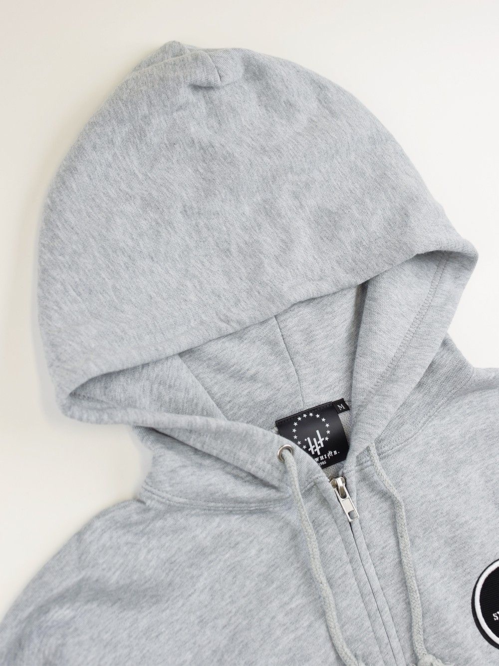 【DOLL×LILWHITE.】-CONNECT- ZIP HOODIE
