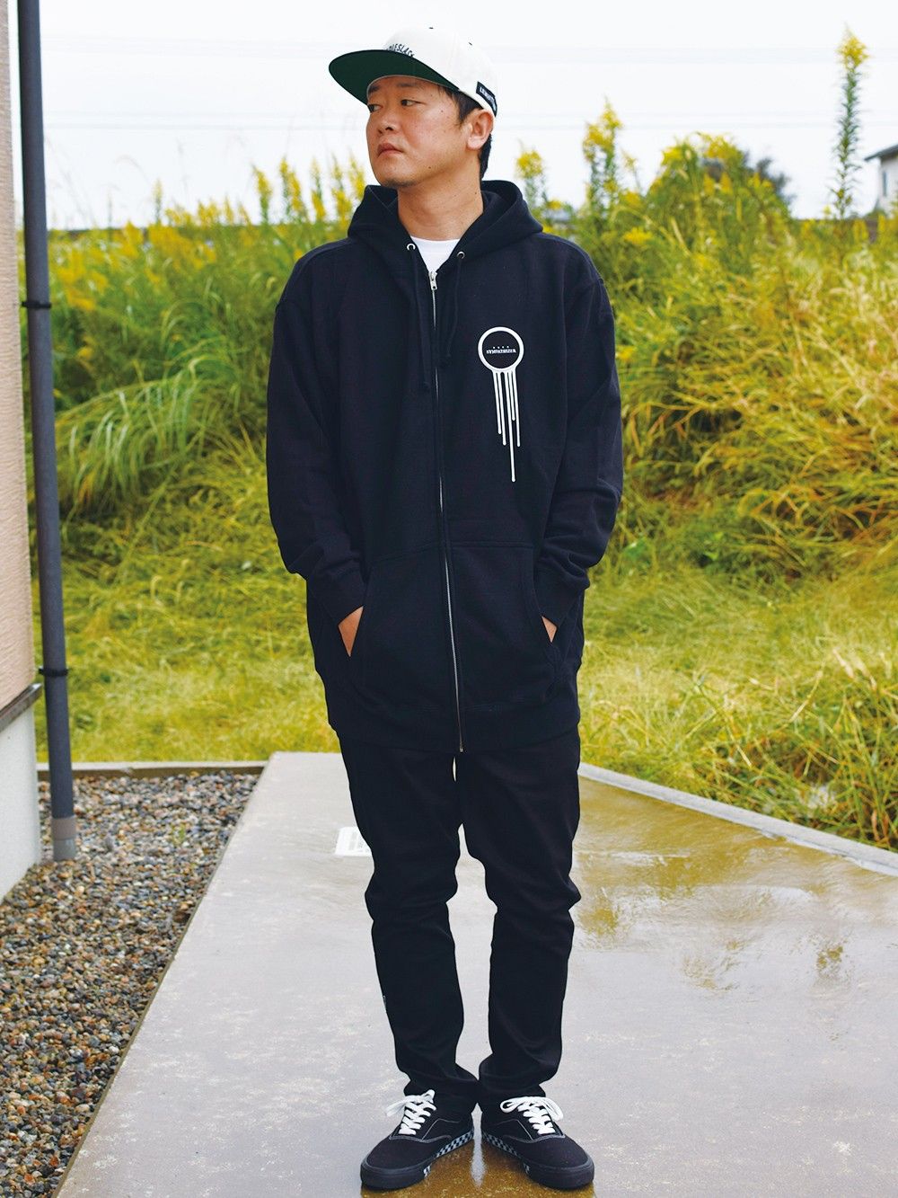 【DOLL×LILWHITE.】-CONNECT- ZIP HOODIE