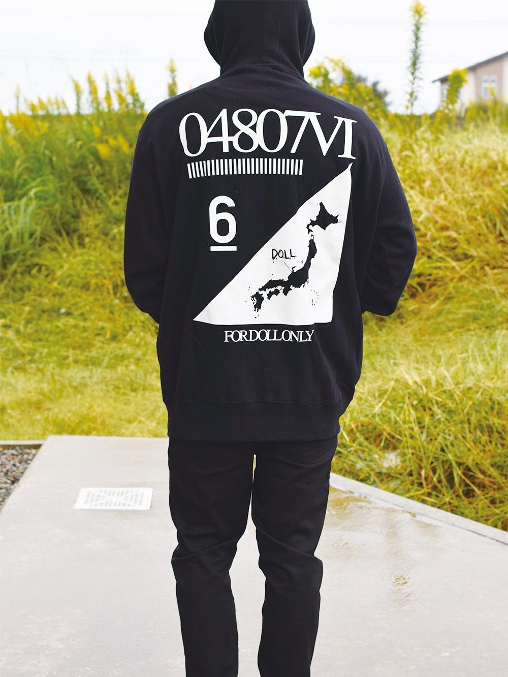 【DOLL×LILWHITE.】-CONNECT- ZIP HOODIE