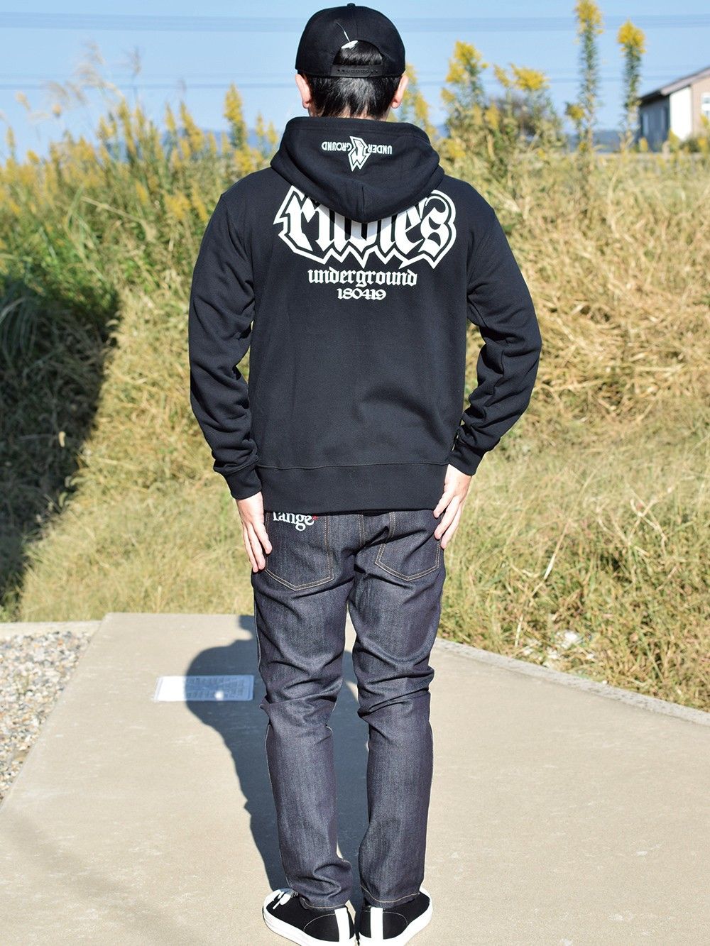 SPARK ZIPHOOD-SWEAT