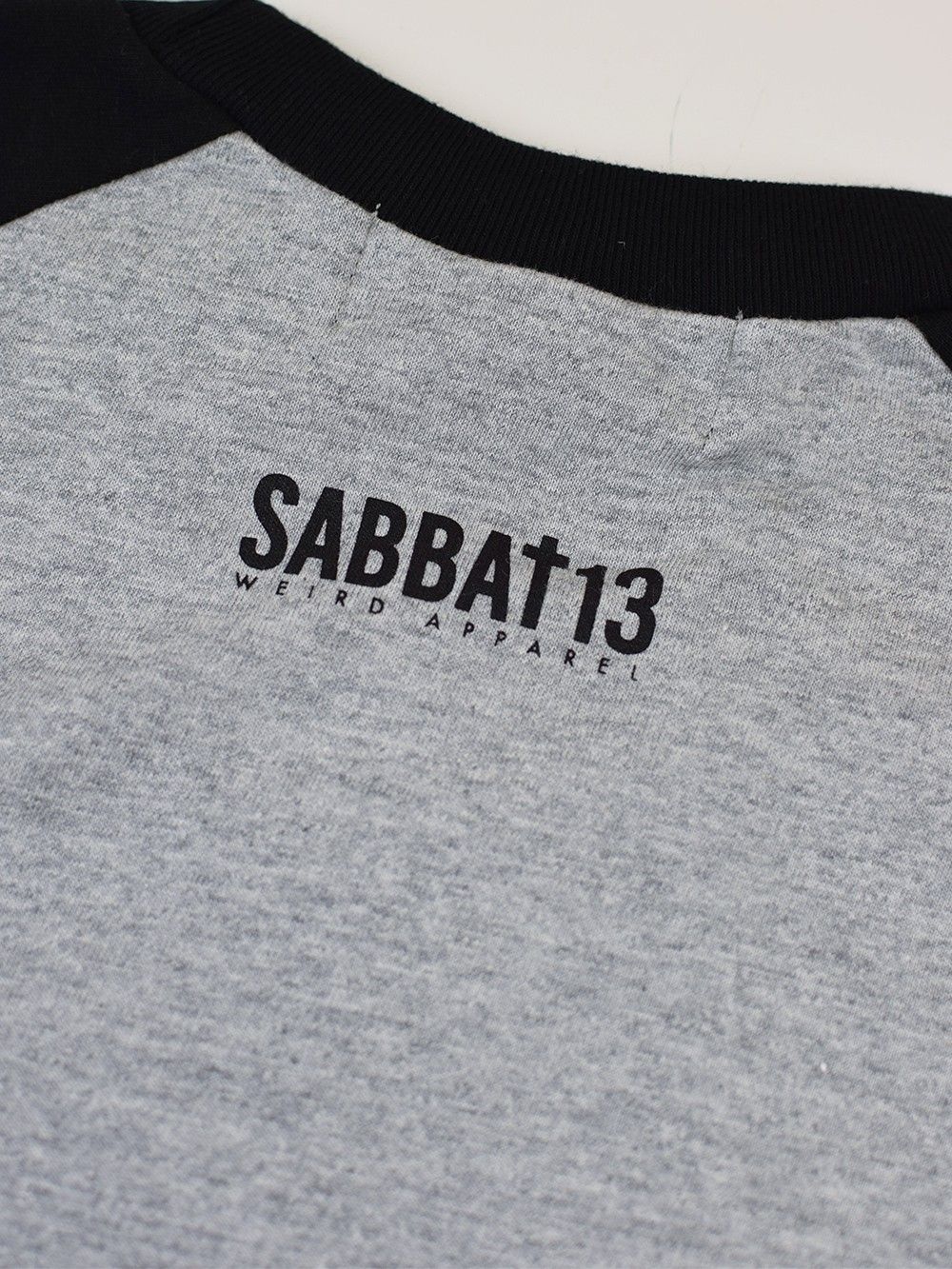 EERIE AD. 7/S RAGLAN T
