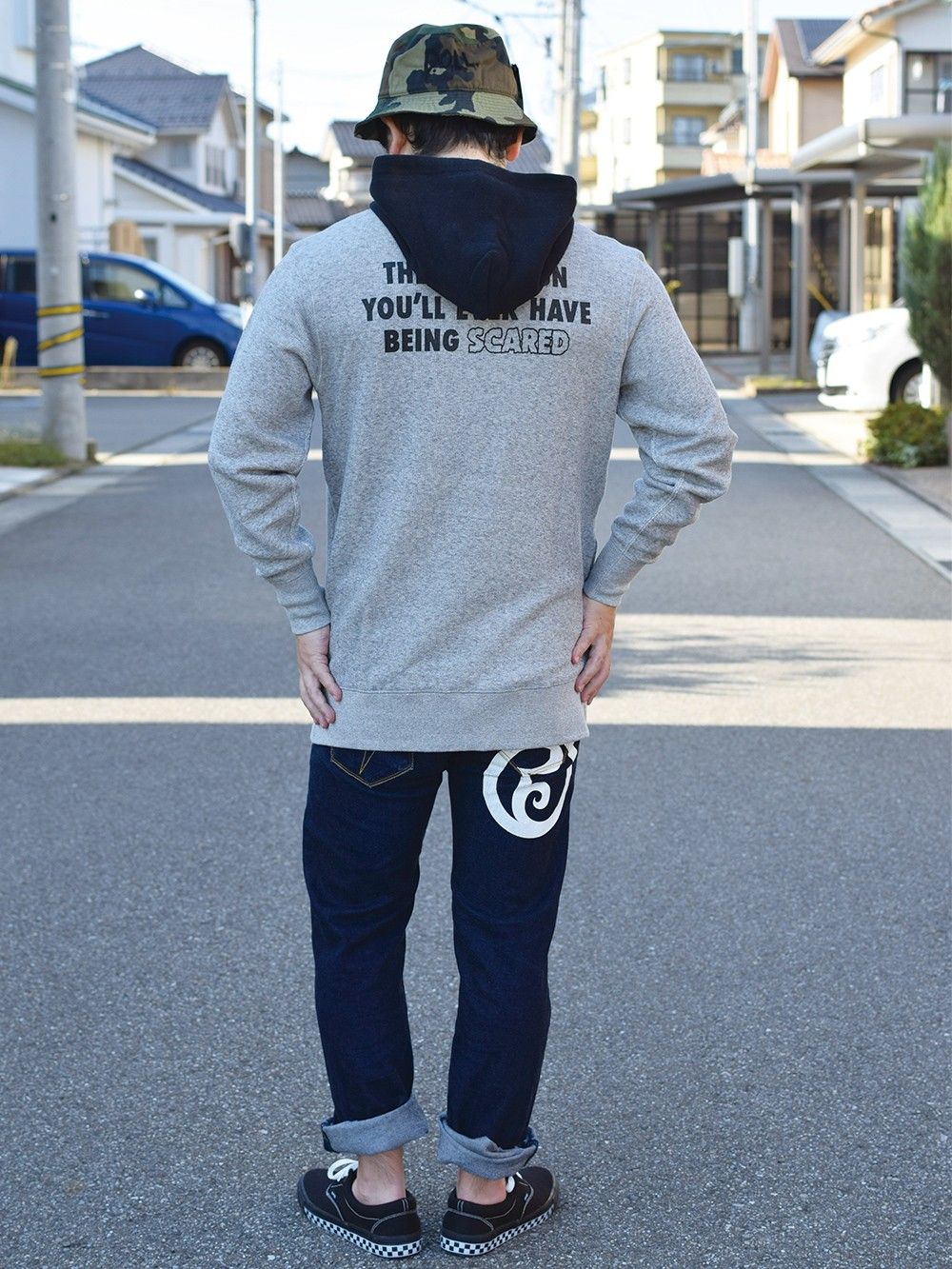 SCARE PULL-OVER PARKA