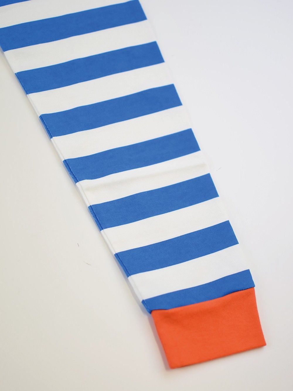 FAT BORDER SLIM-CUT