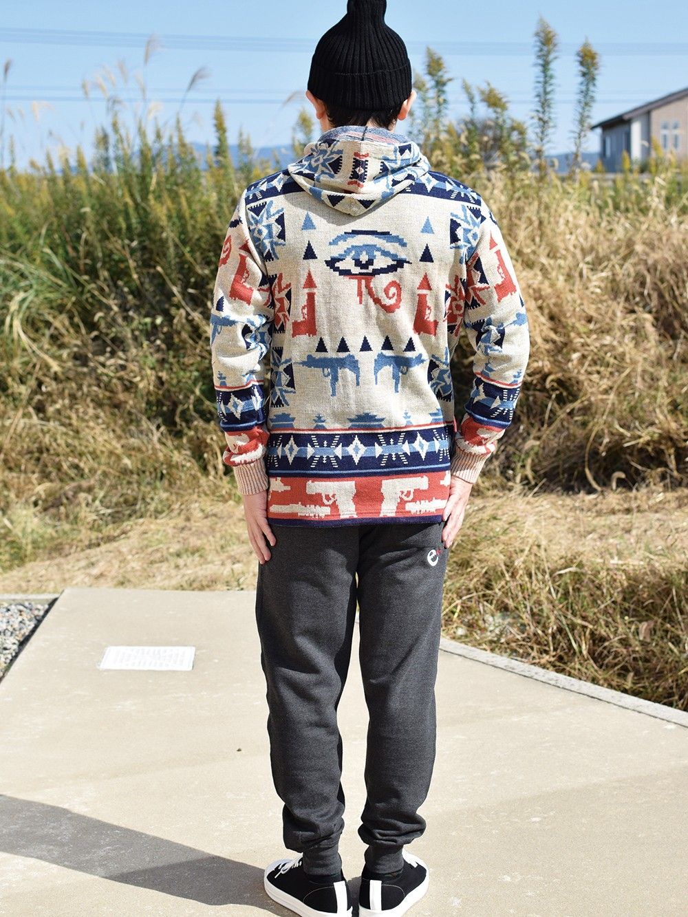 NATIVE KNIT-HOODY