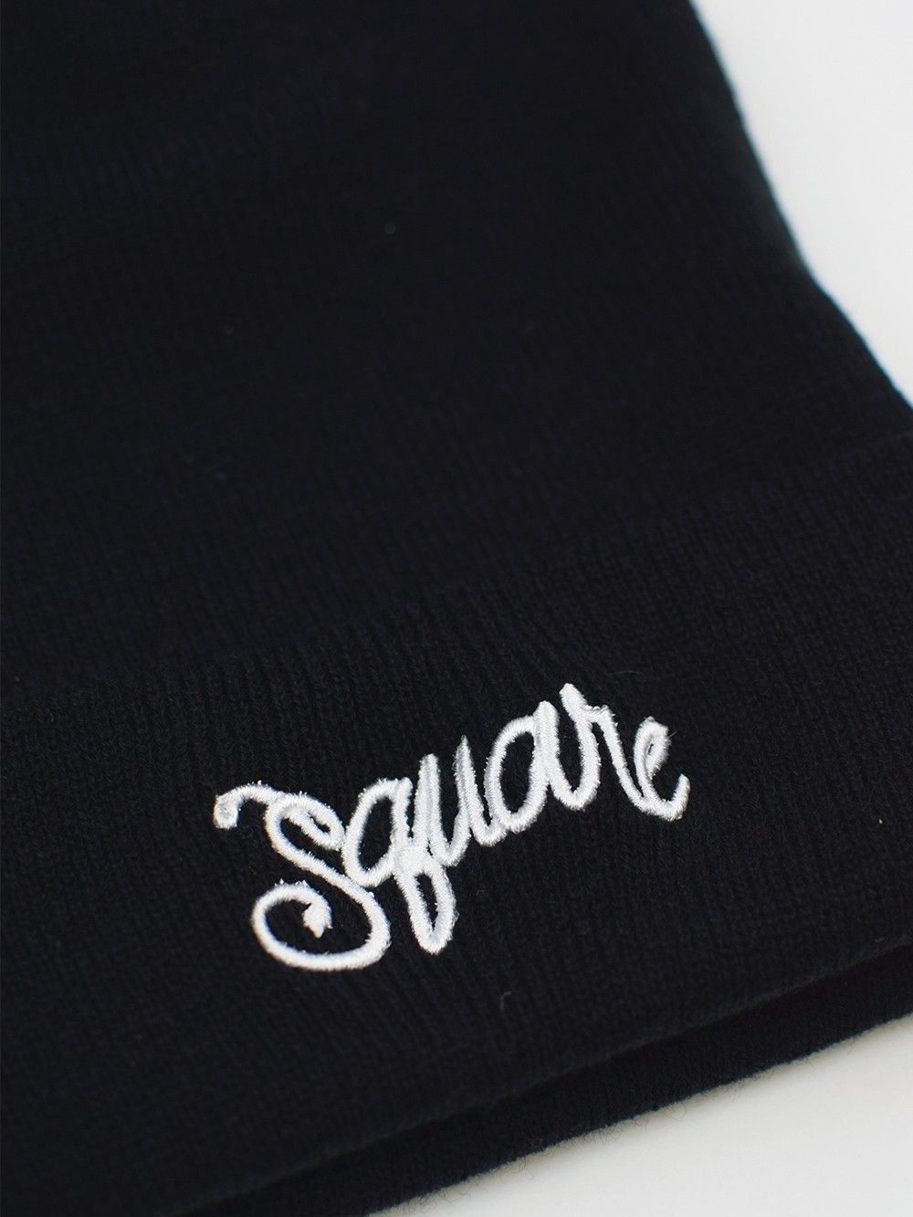 LETTER KNIT CAP