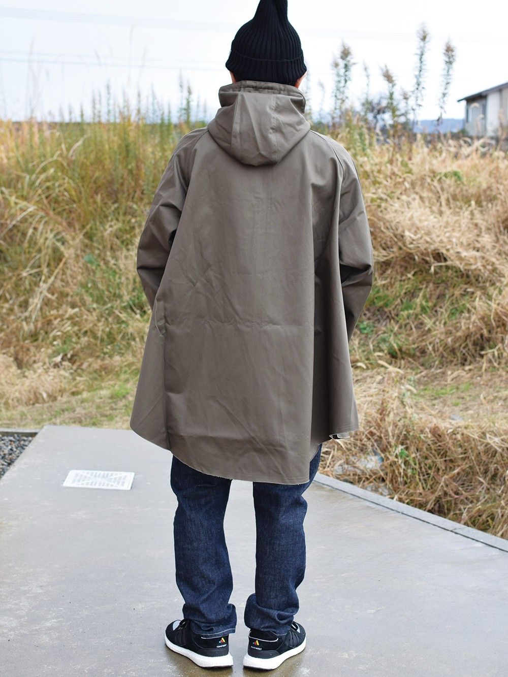 PONCHO JKT -Resolve-