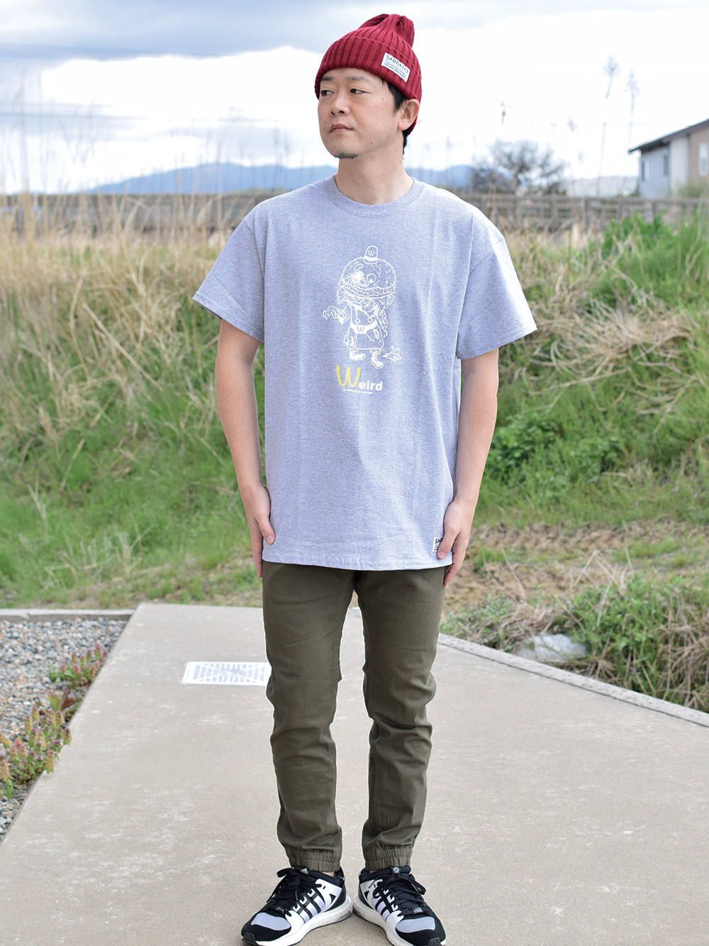 DYING "OFFICIER" T