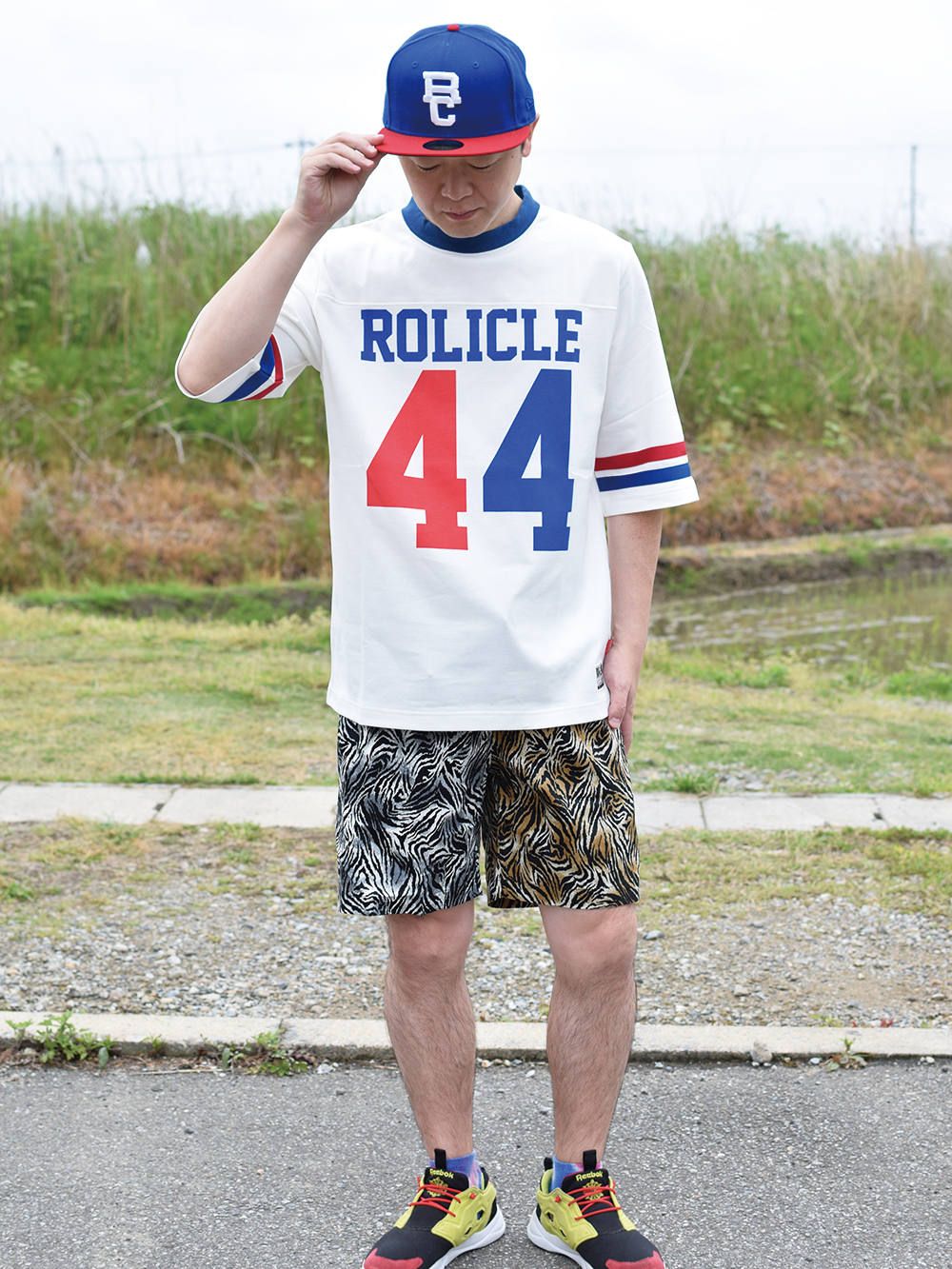 FOOTBALL 44 Tee