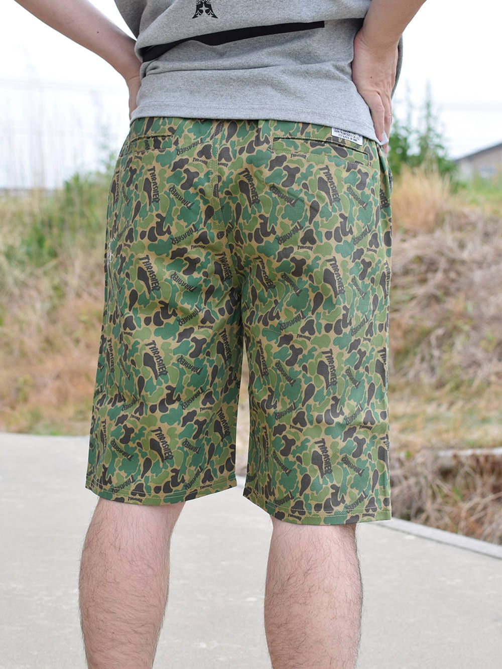 MAG ALLOVER TWEEL-SHORTS