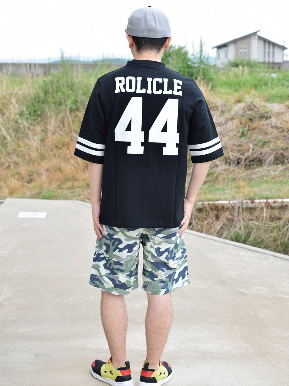 FOOTBALL 44 Tee