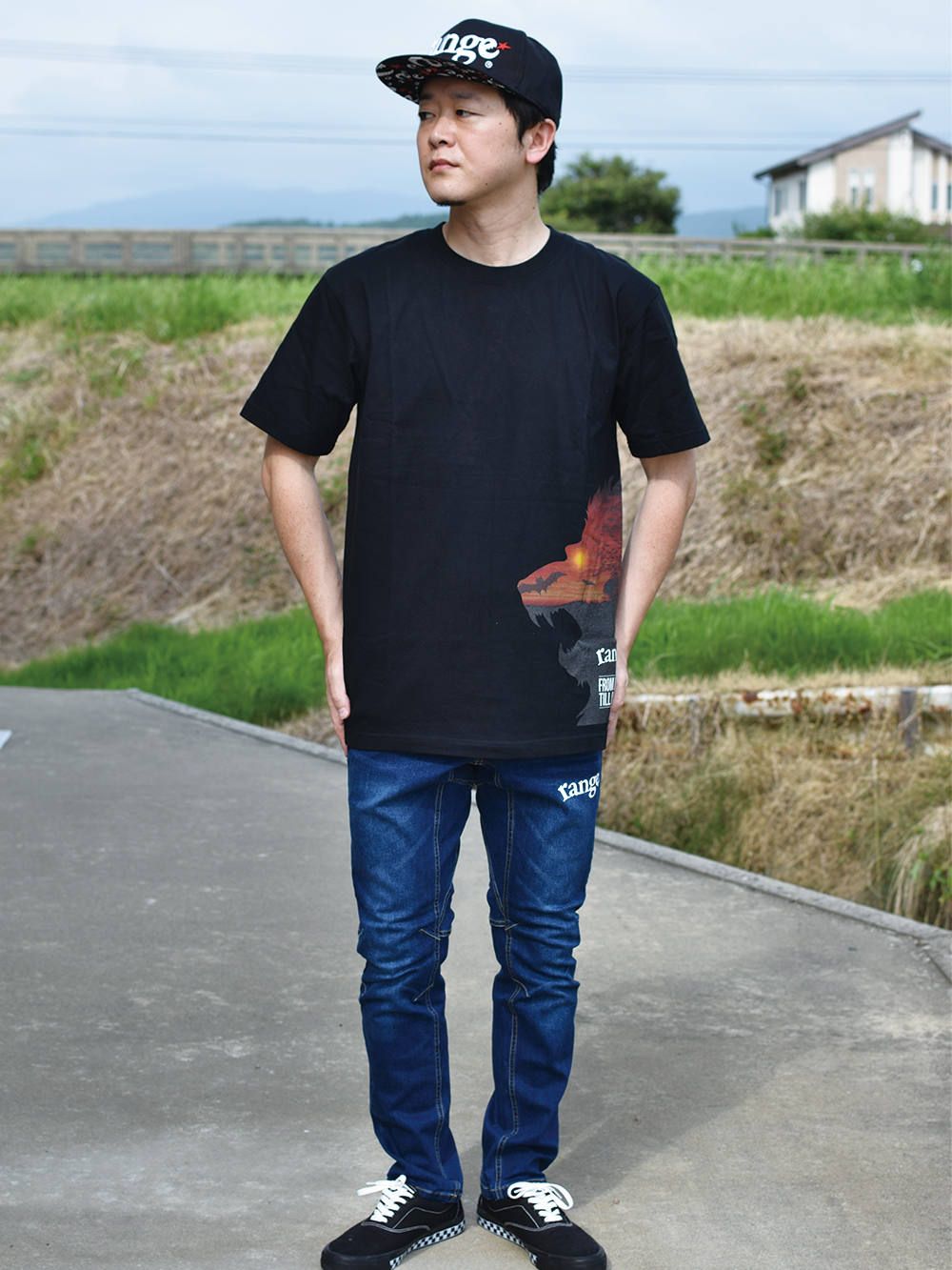 The LION in the Dusk s/s tee