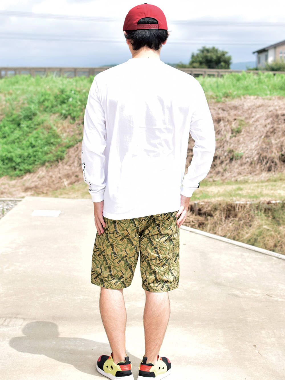 MAG SLEEVE L/S TEE