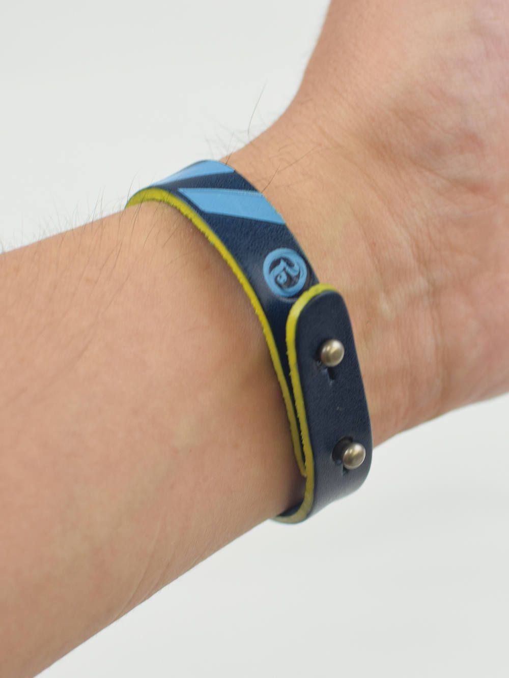 RC LEATHER WRIST-BAND