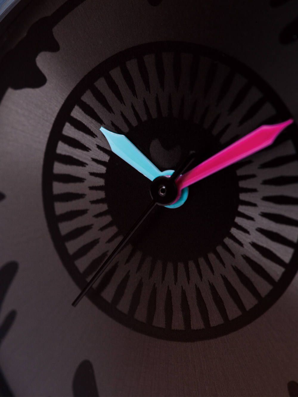mishika Alive 時計 シリコンストラップ付き MISHKA × ALIVE KEEP WATCH ウォッチ | ASYLUM[アサイラム]