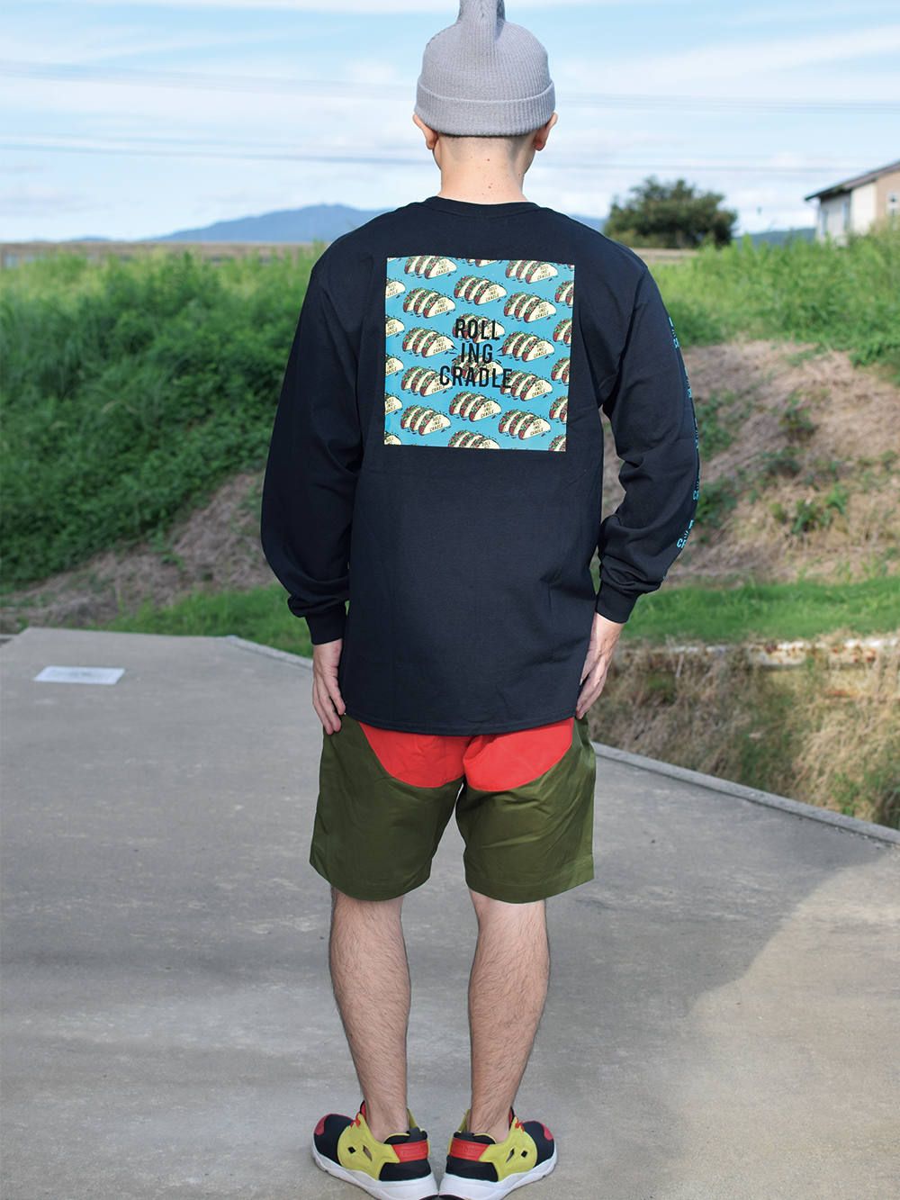DELICIOUS TACOS LONG T-SHIRT
