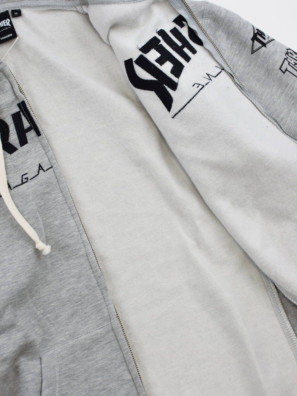 HOMETOWN Zip HOODIE