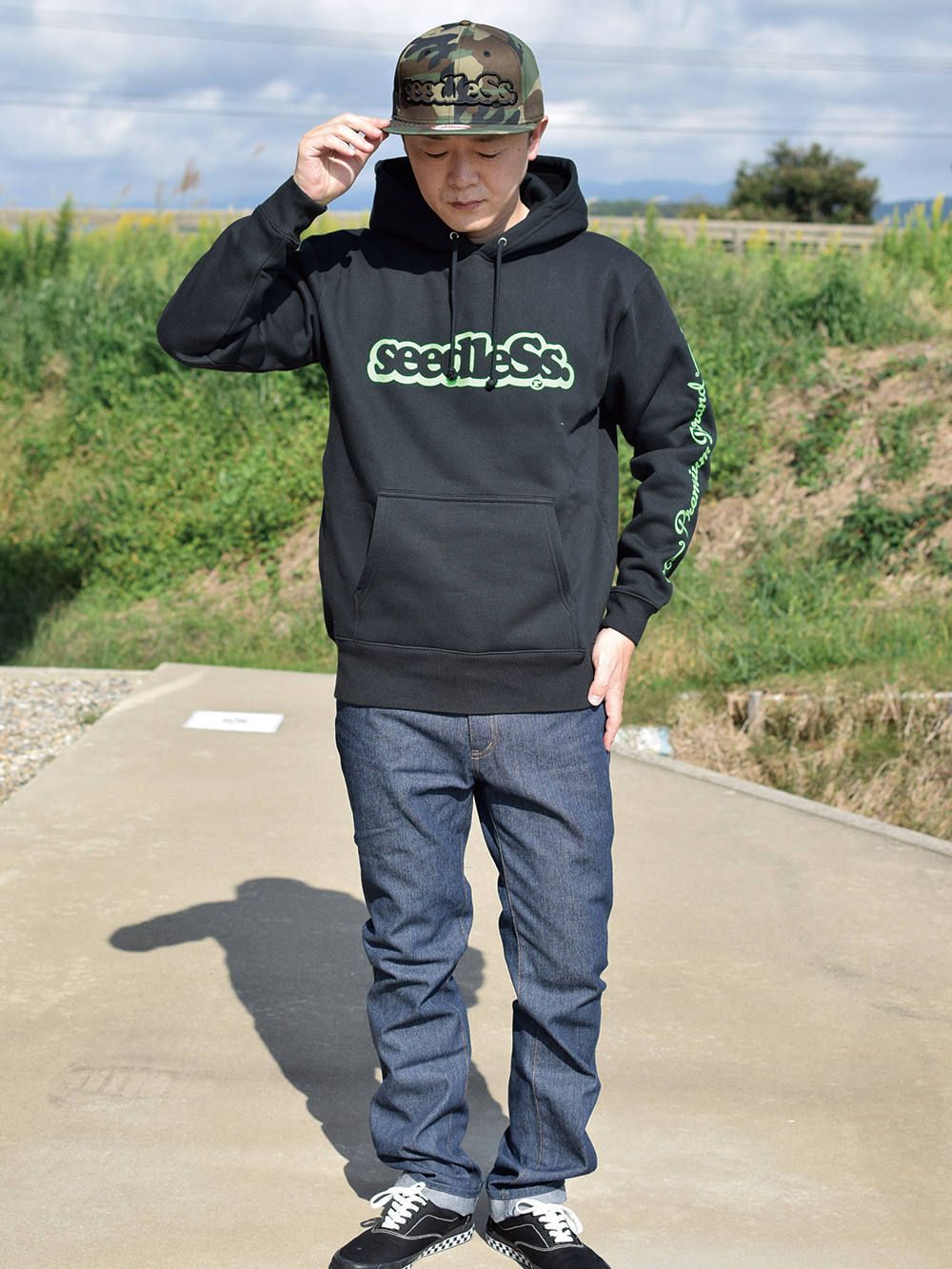 sd premium sleeve logo hoody