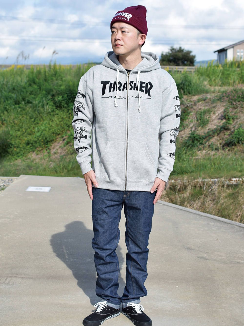 HOMETOWN Zip HOODIE