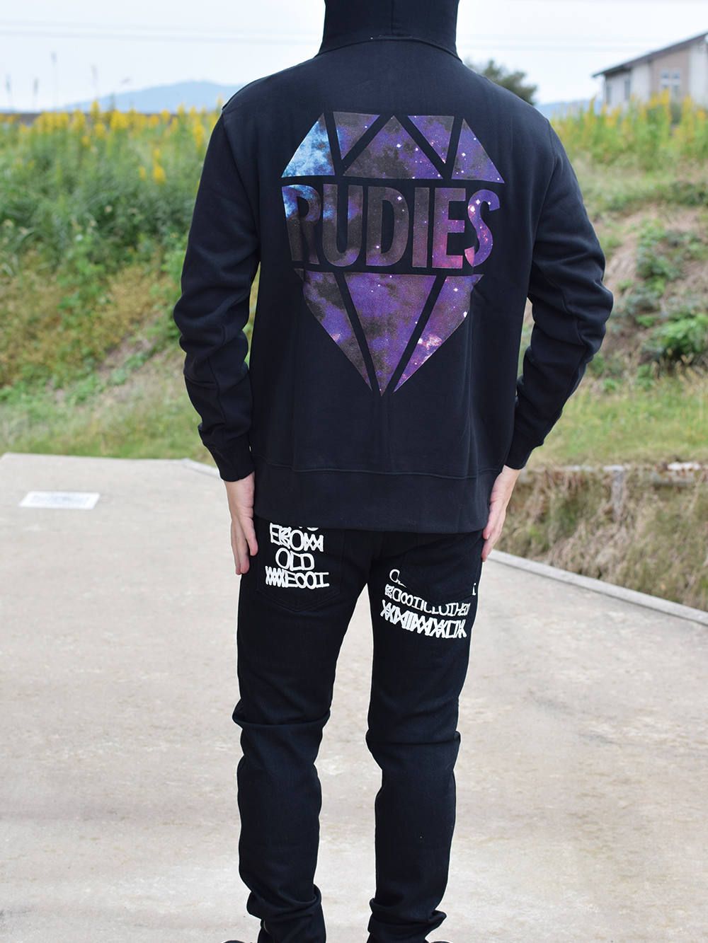 BRILLIANT GALAXY ZIPHOOD-SWEAT