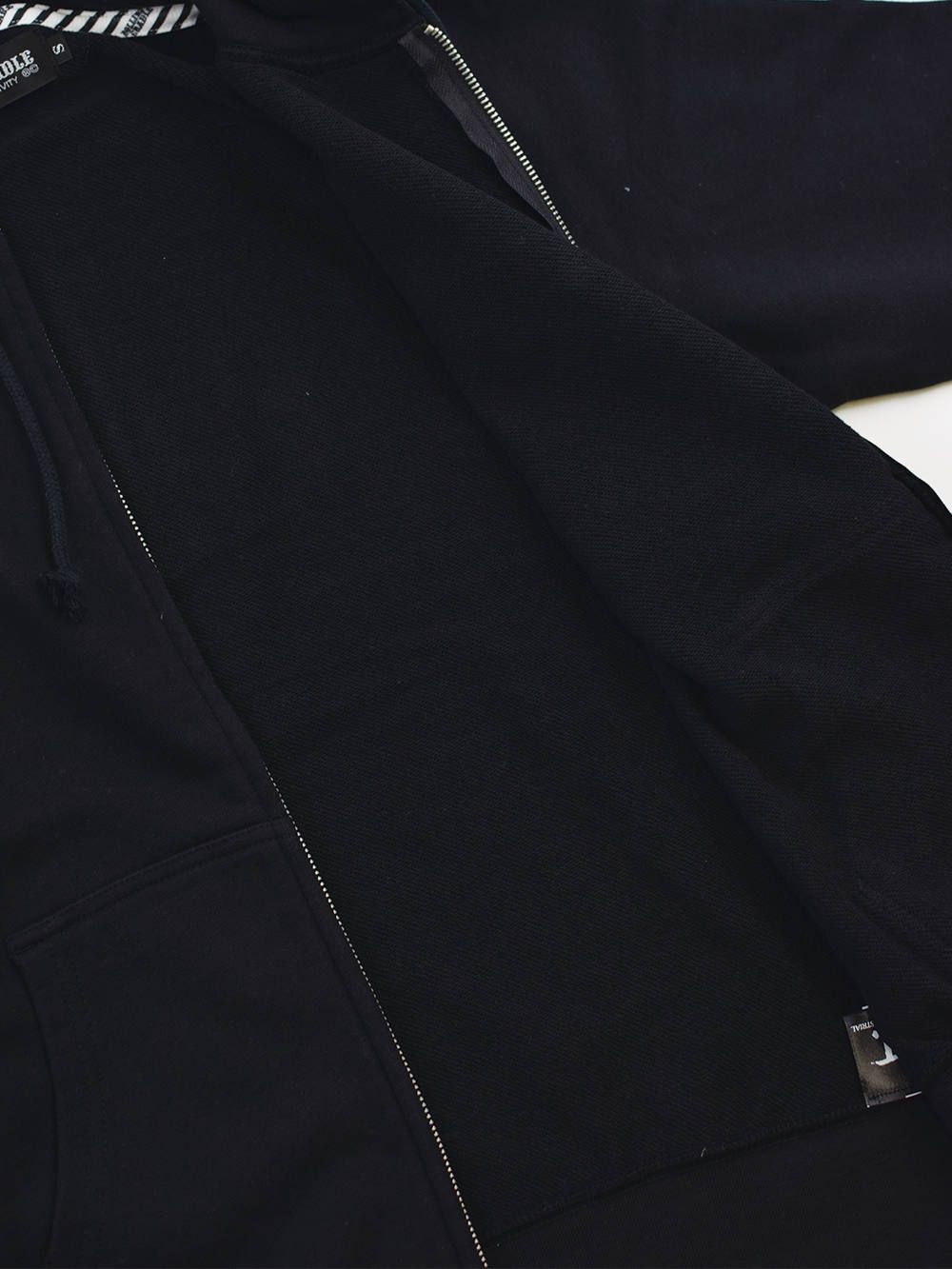 RCxE.T. ZIP HOODIE