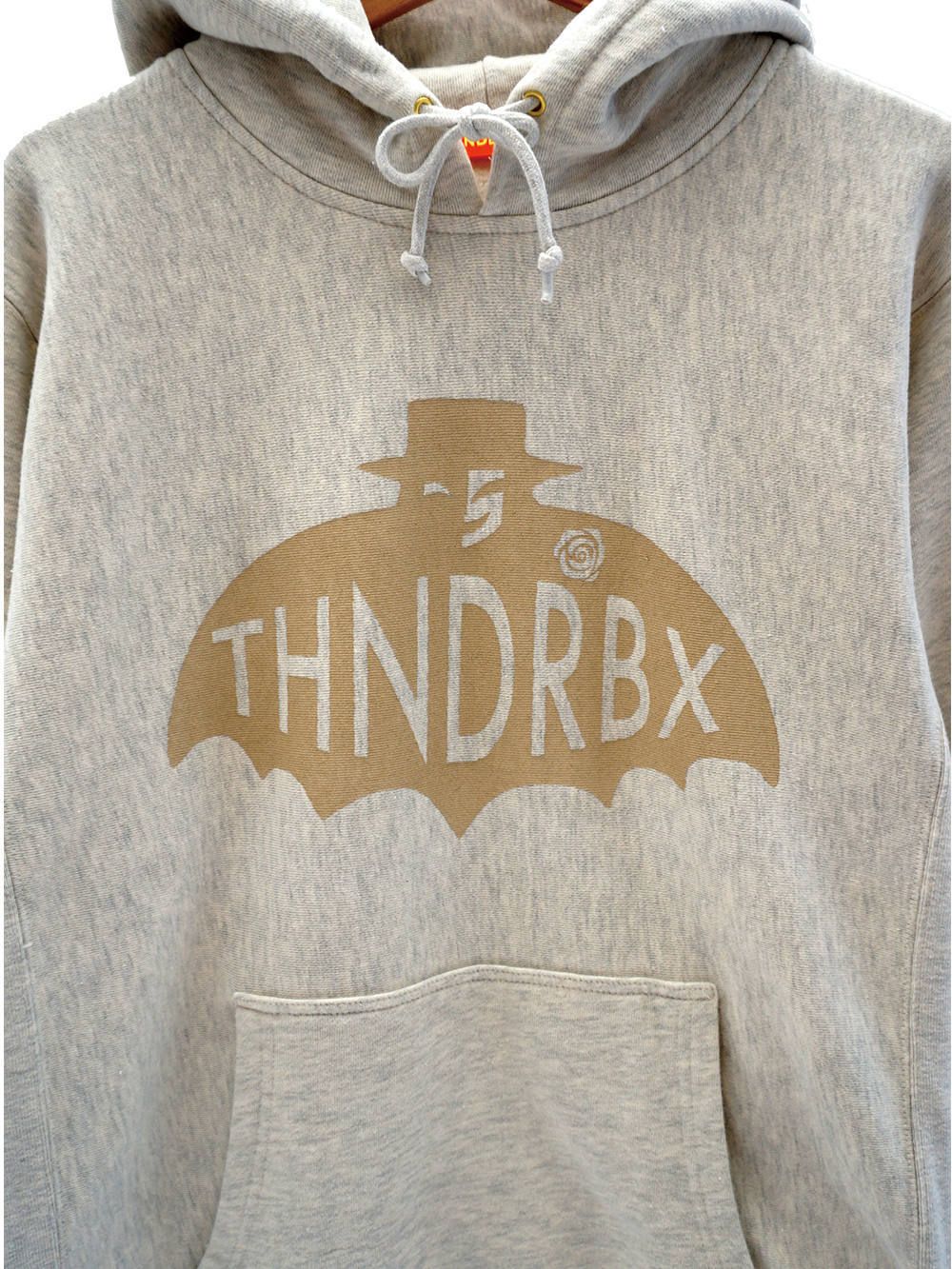 HERO OF MTR-HOODIE