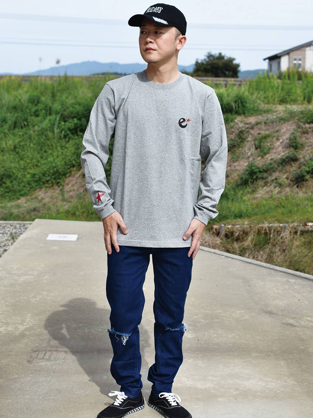 rg heavy weight 7.1oz red star LS tee