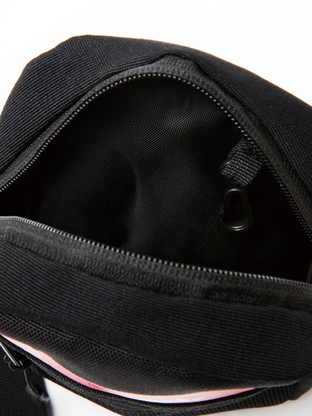 -CHAOS- SHOULDER BAG