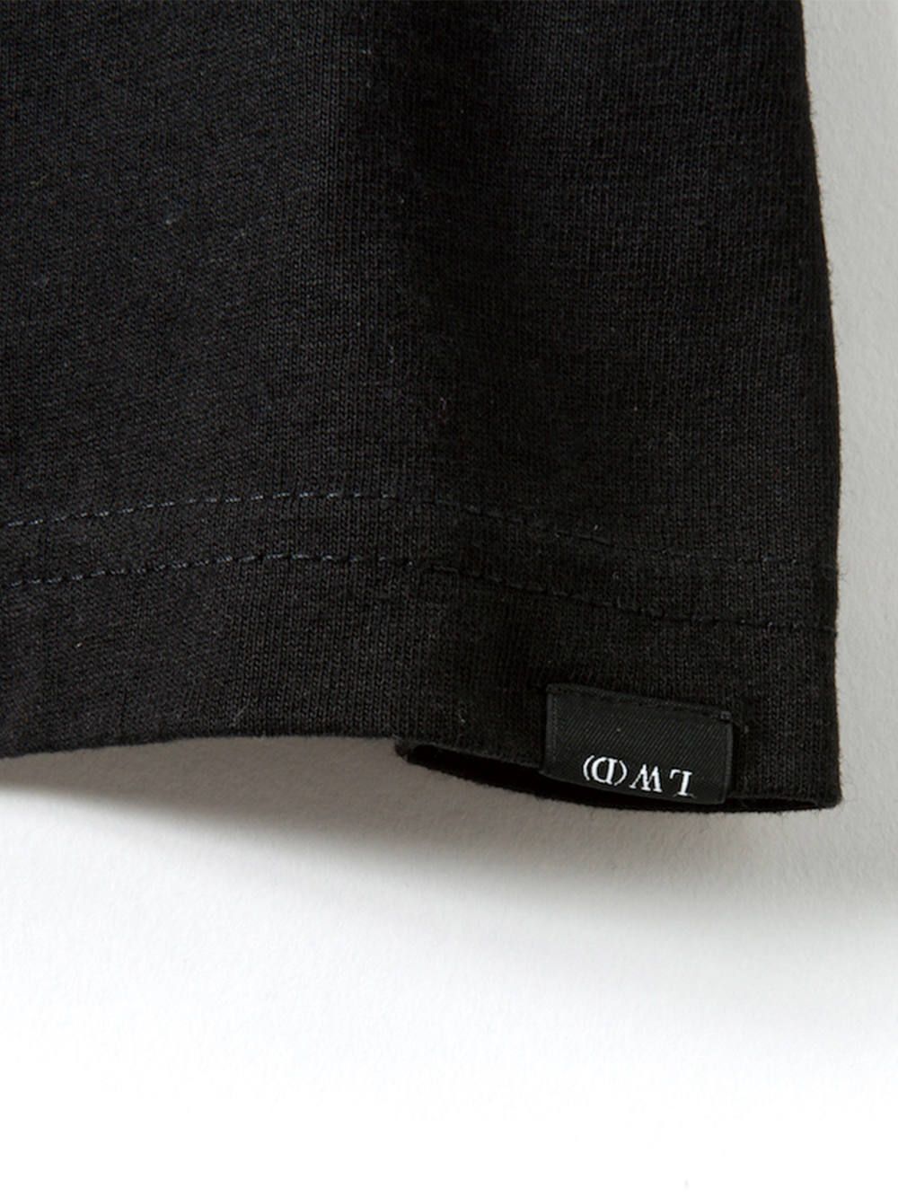 -VARIANT- TEE