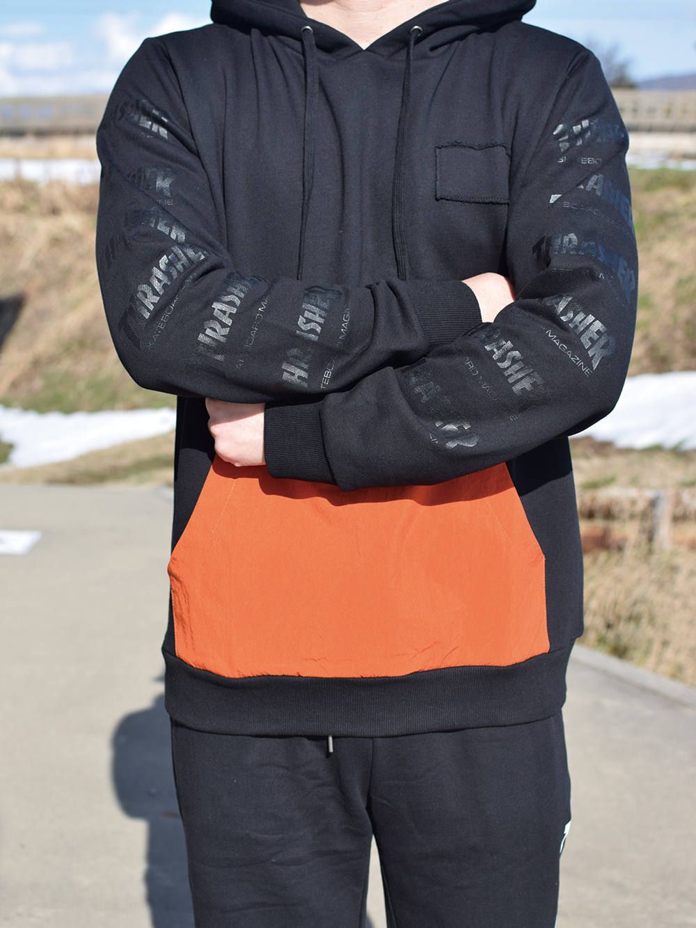 SLEEVE MAG-HOODIE